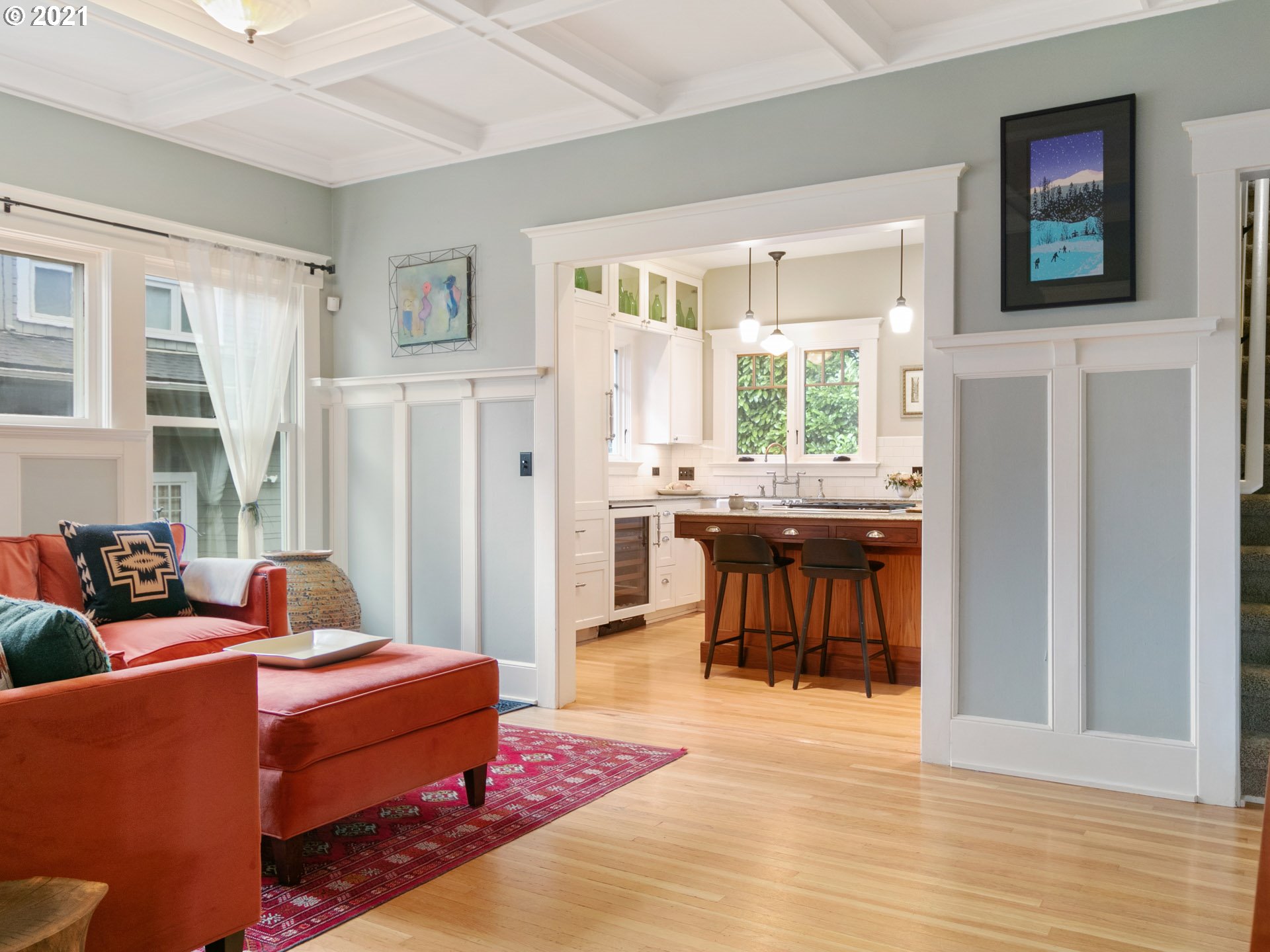 2706 Southwest Homar Avenue Portland, OR 97201 - Photo 9 of 32
