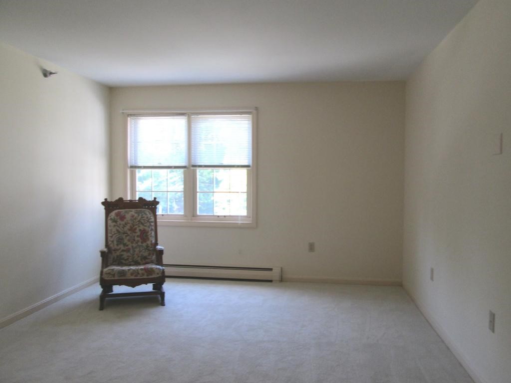 332 Parkside Road, Unit 17 New London, NH 03257 - Photo 7 of 15