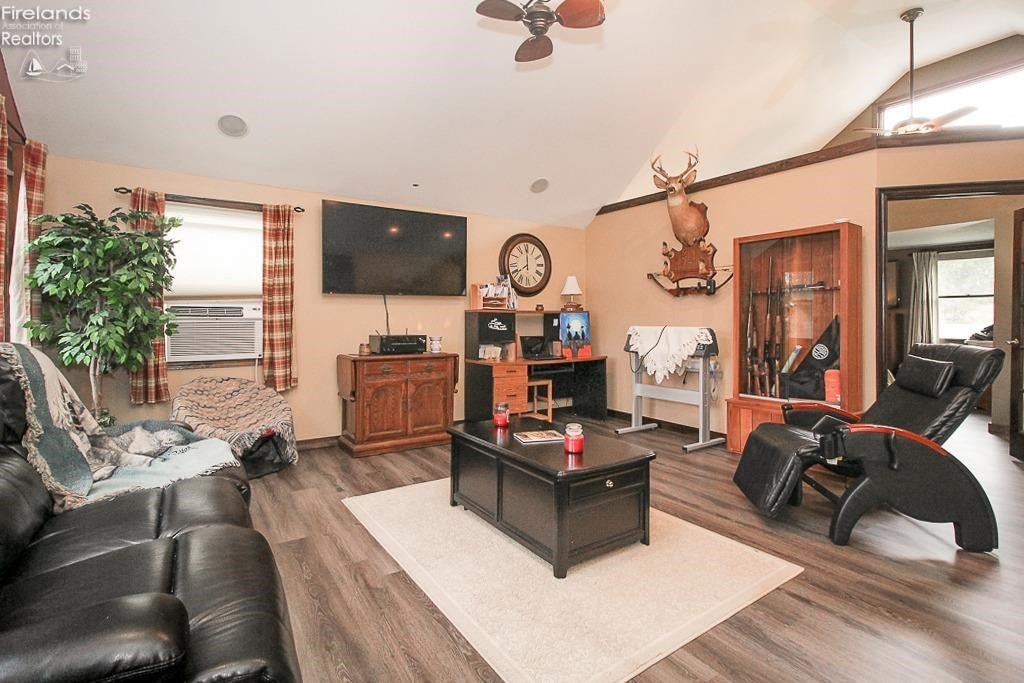 3757 Shannon Road Fremont, OH 43420 - Photo 15 of 35 Gallery Image 15