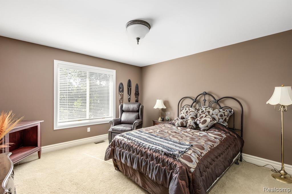 2633 Black Eagle Ridge Howell, MI 48843 - Photo 30 of 39