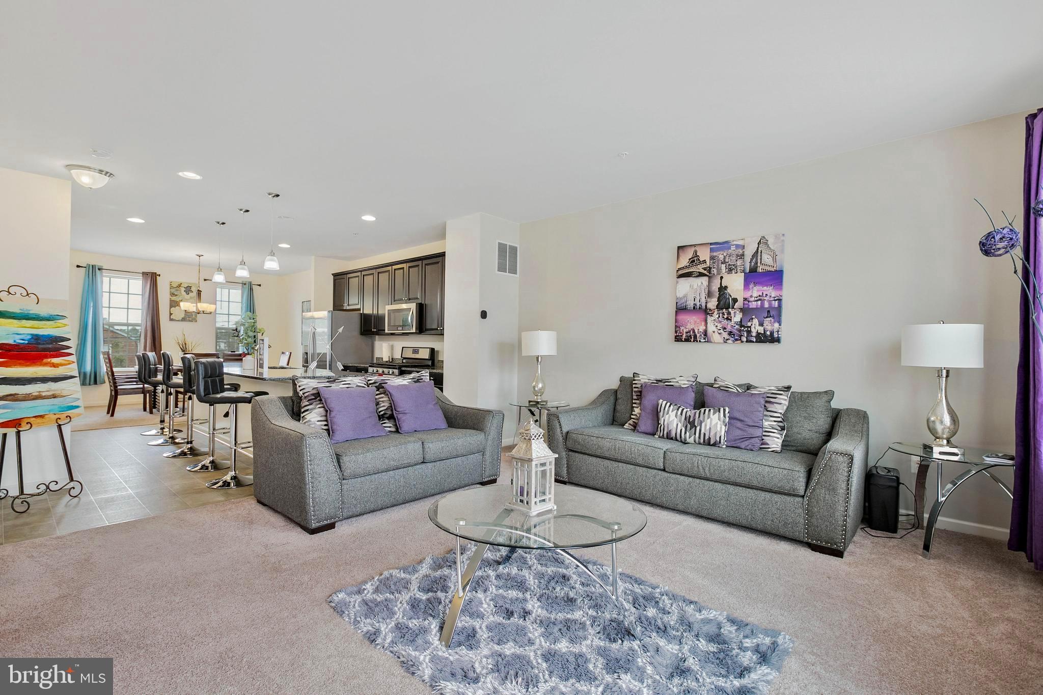 8857 Delegge Road Baltimore, MD 21237 - Photo 18 of 41 Ahh..., Relax in the Airy Bright Living Area