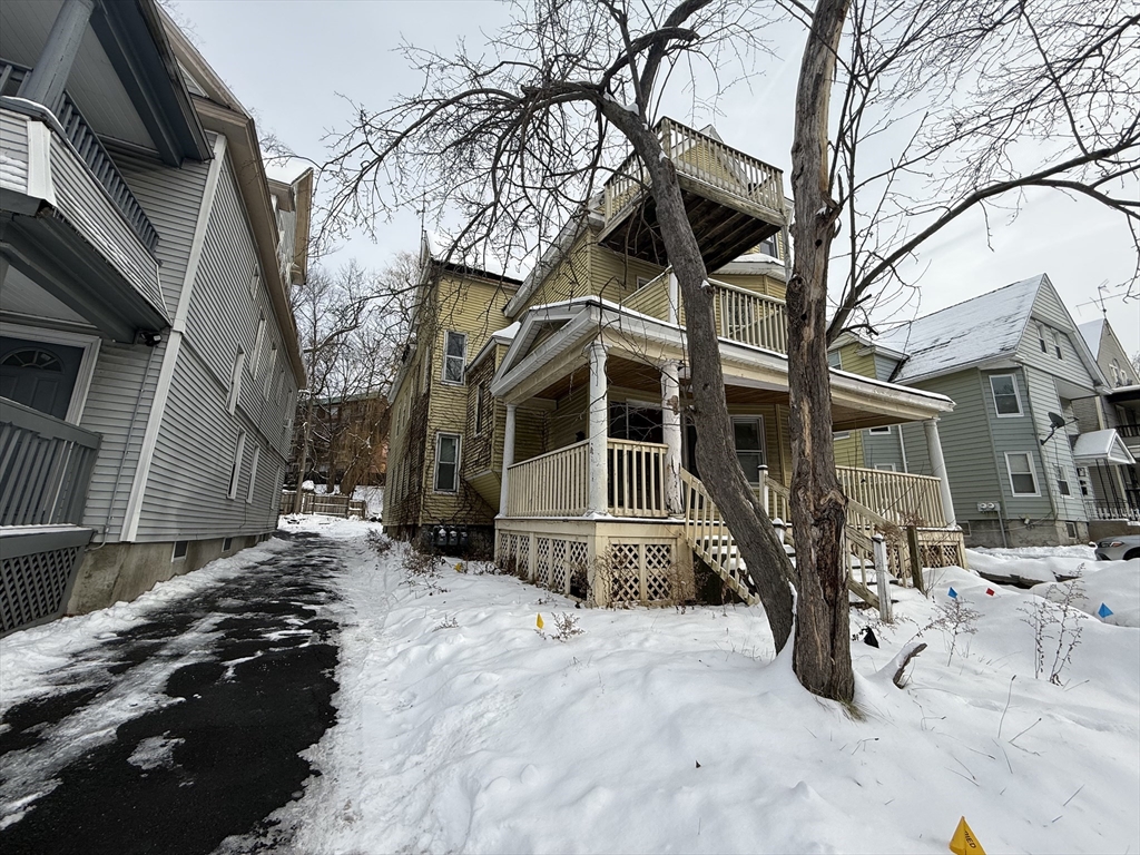 77 Fort Pleasant Avenue Springfield, MA 01108 - Photo 3 of 3