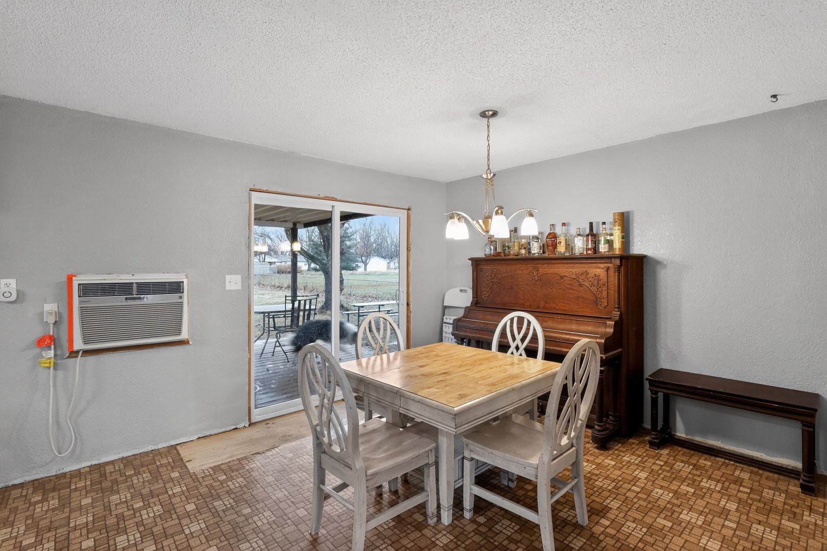 1531 North Charleston Road Salem, IL 62881 - Photo 16 of 34 a view of a dining room with furniture and window