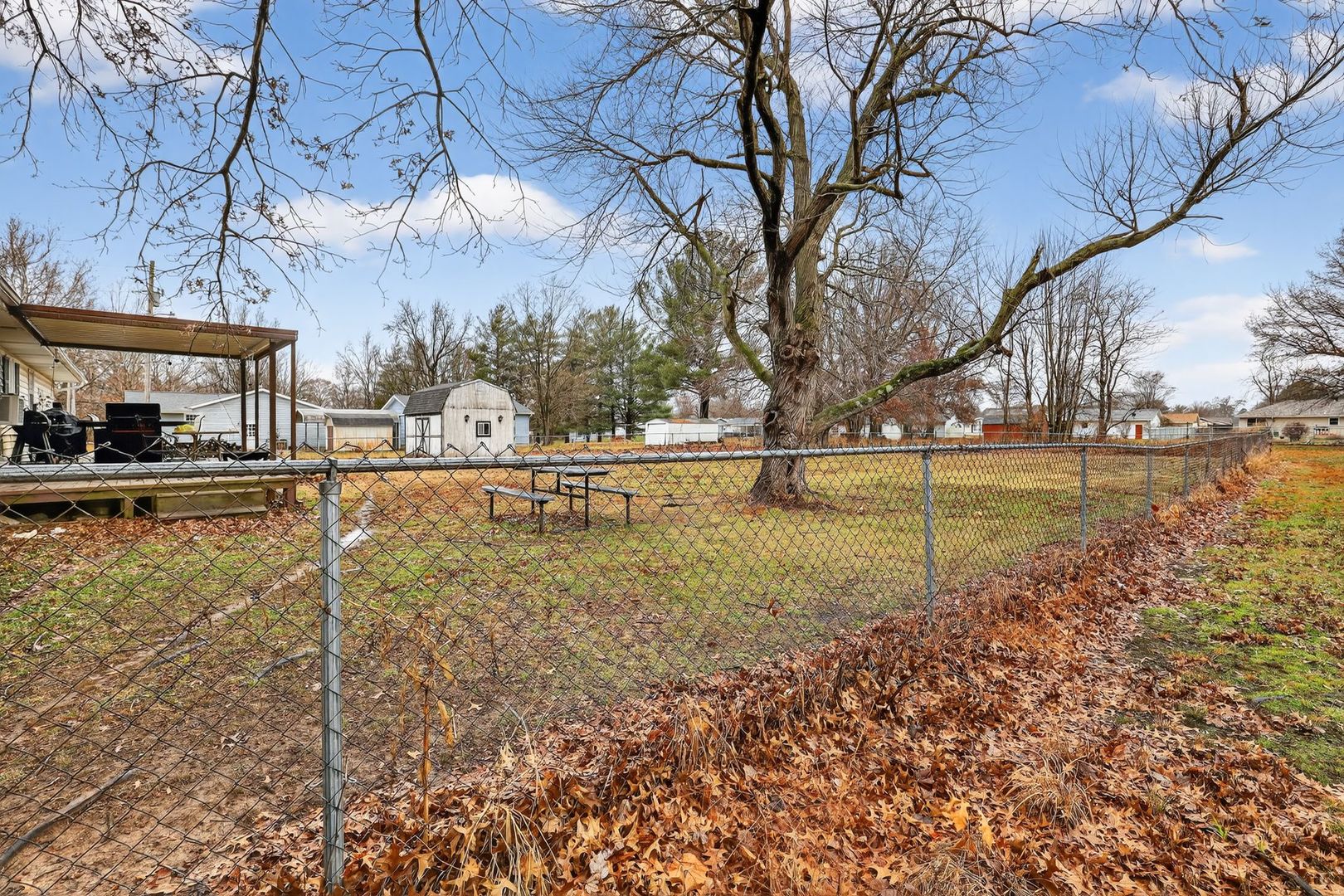1531 North Charleston Road Salem, IL 62881 - Photo 5 of 34 a view of a lake with houses