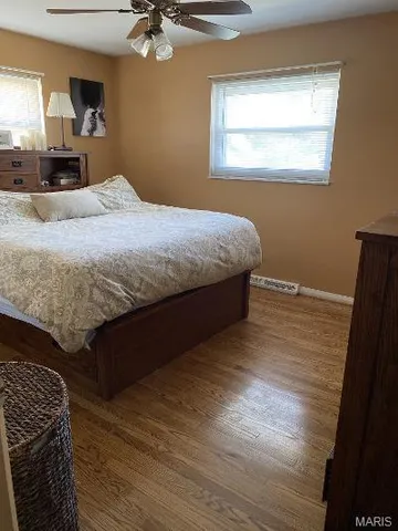 $2,350 | 9040 Crest Oak Lane, St. Louis, MO 63126