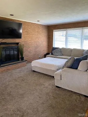 $2,350 | 9040 Crest Oak Lane, St. Louis, MO 63126