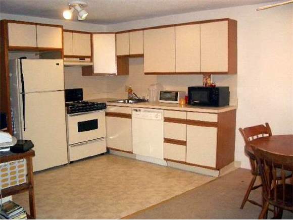 15 Tiffany Road, Unit 10 Salem, NH 03079 - Photo 1 of 1 Gallery Image 1