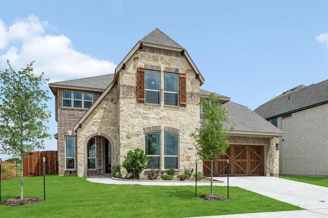 $531,000 | 925 Cannes Drive, Red Oak, TX 75154