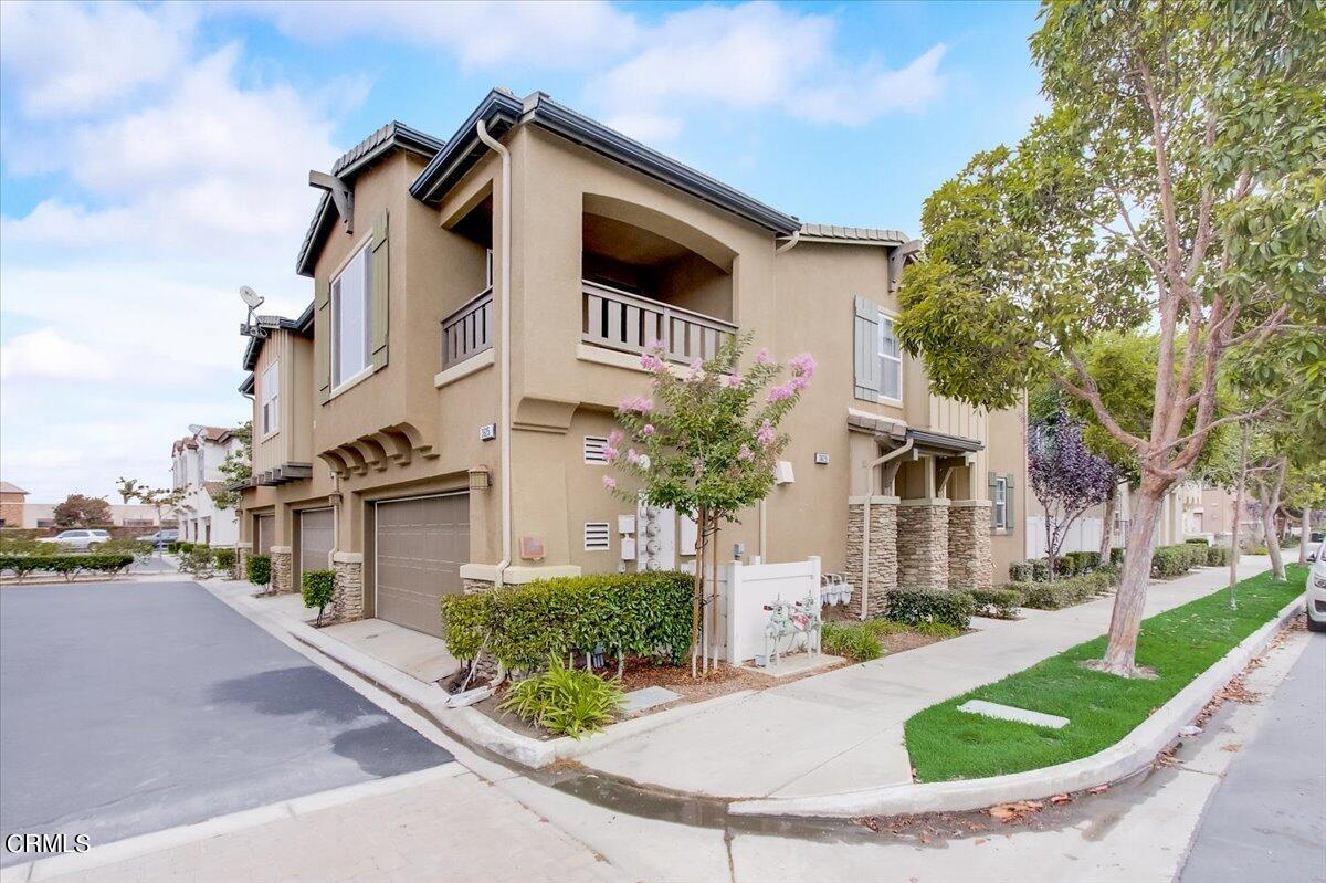 3625 Dunkirk Drive Oxnard, CA 93035 - Photo 2 of 33 04-Dunkirk Dr-004