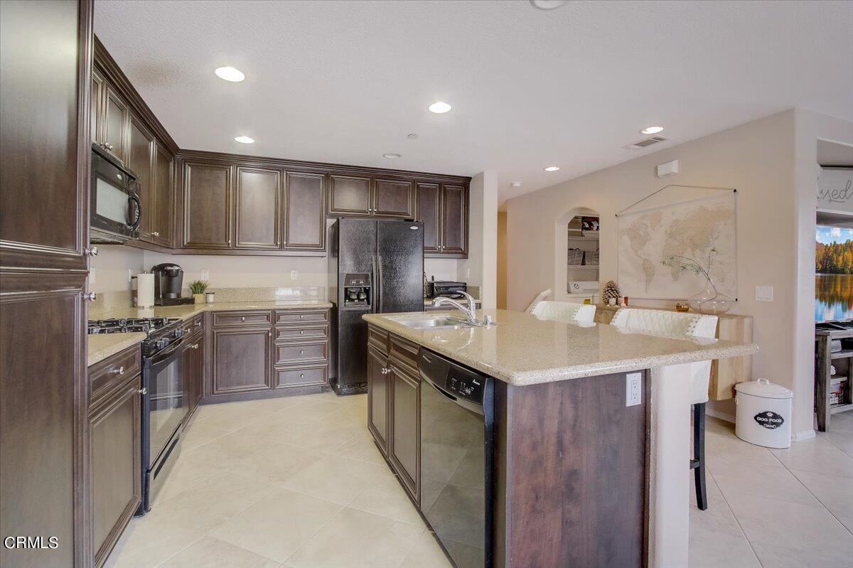 3625 Dunkirk Drive Oxnard, CA 93035 - Photo 12 of 33 12-Dunkirk Dr-012