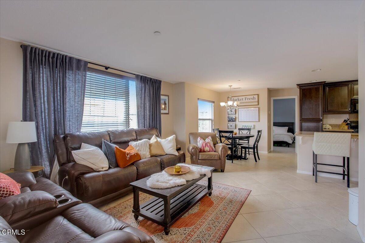 3625 Dunkirk Drive Oxnard, CA 93035 - Photo 8 of 33 08-Dunkirk Dr-008