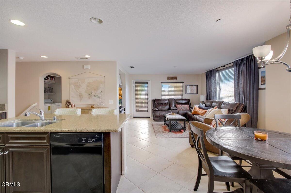 3625 Dunkirk Drive Oxnard, CA 93035 - Photo 10 of 33 10-Dunkirk Dr-010