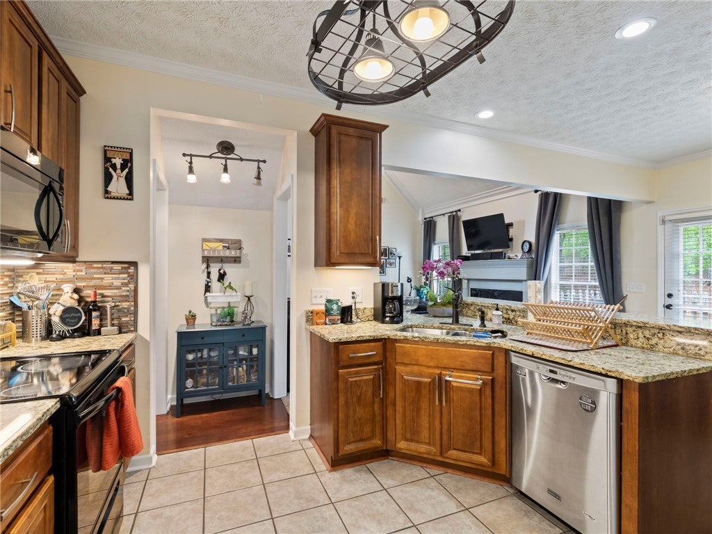 904 India Road Opelika, AL 36801 - Photo 10 of 33 Gallery Image 10