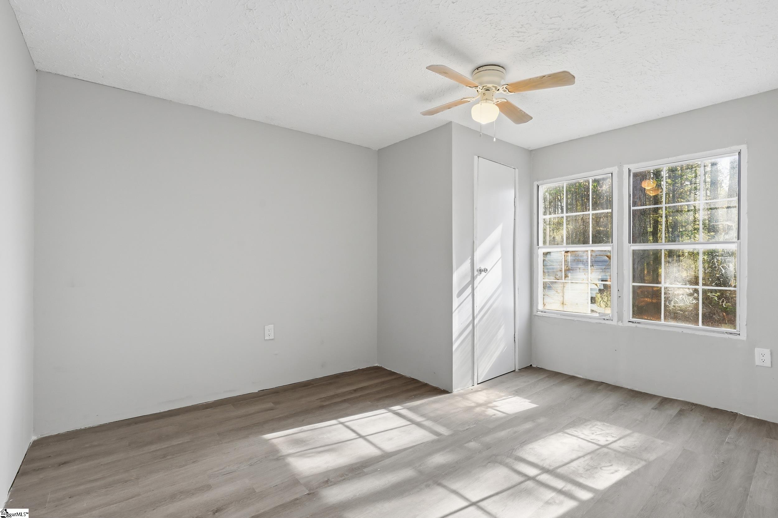 88 Deer Valley Road Laurens, SC 29360 - Photo 18 of 40