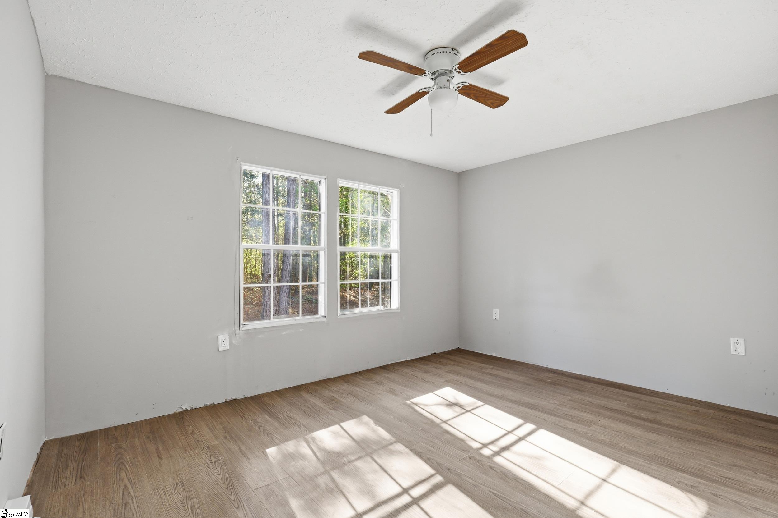 88 Deer Valley Road Laurens, SC 29360 - Photo 21 of 40