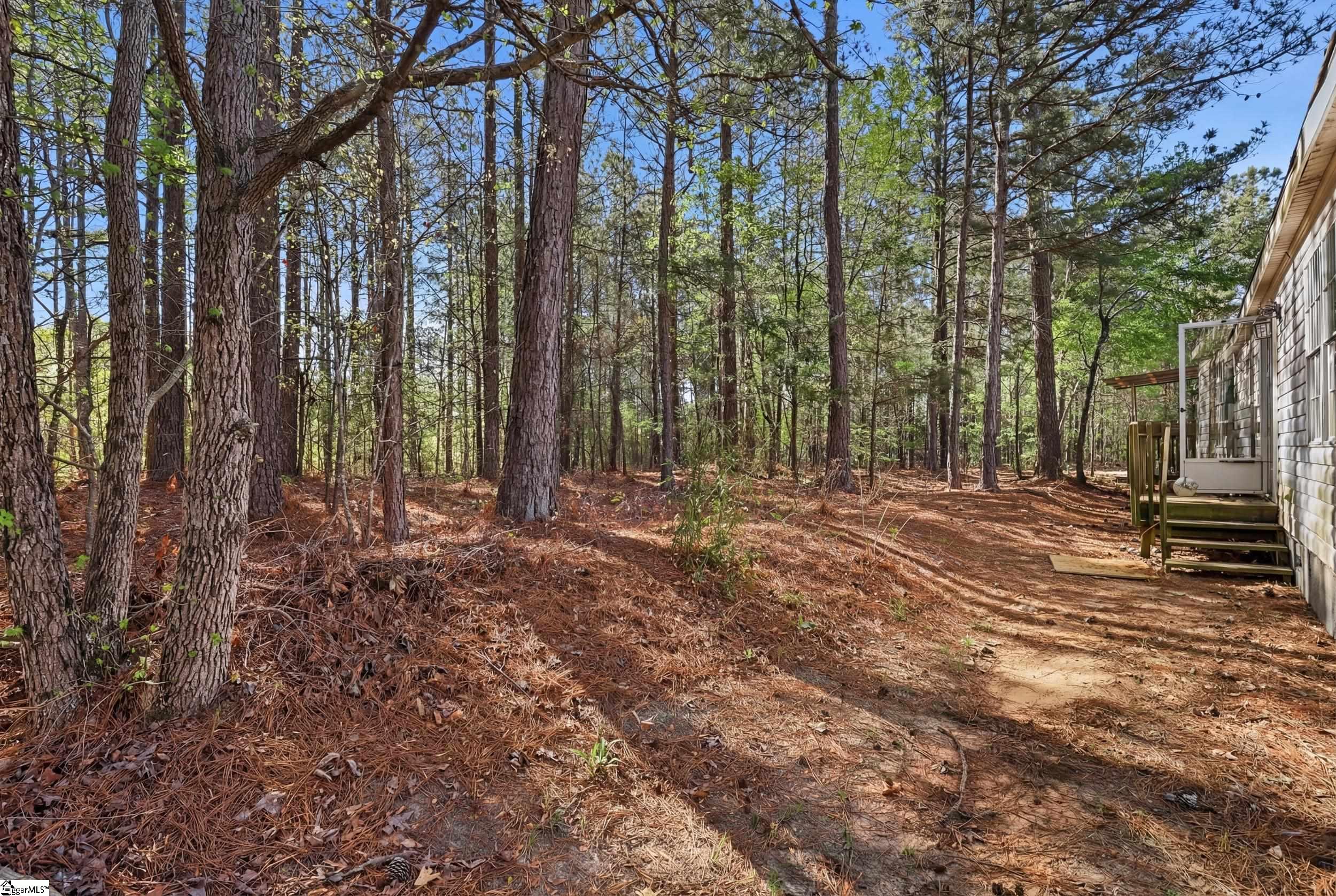 88 Deer Valley Road Laurens, SC 29360 - Photo 23 of 40