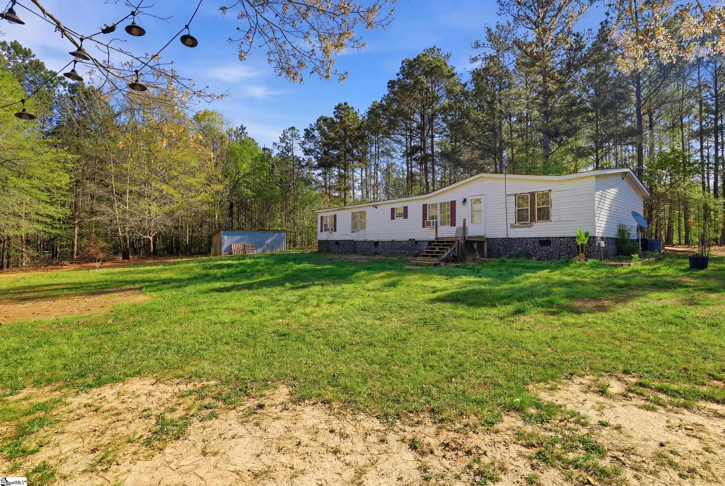 88 Deer Valley Road Laurens, SC 29360 - Photo 28 of 40