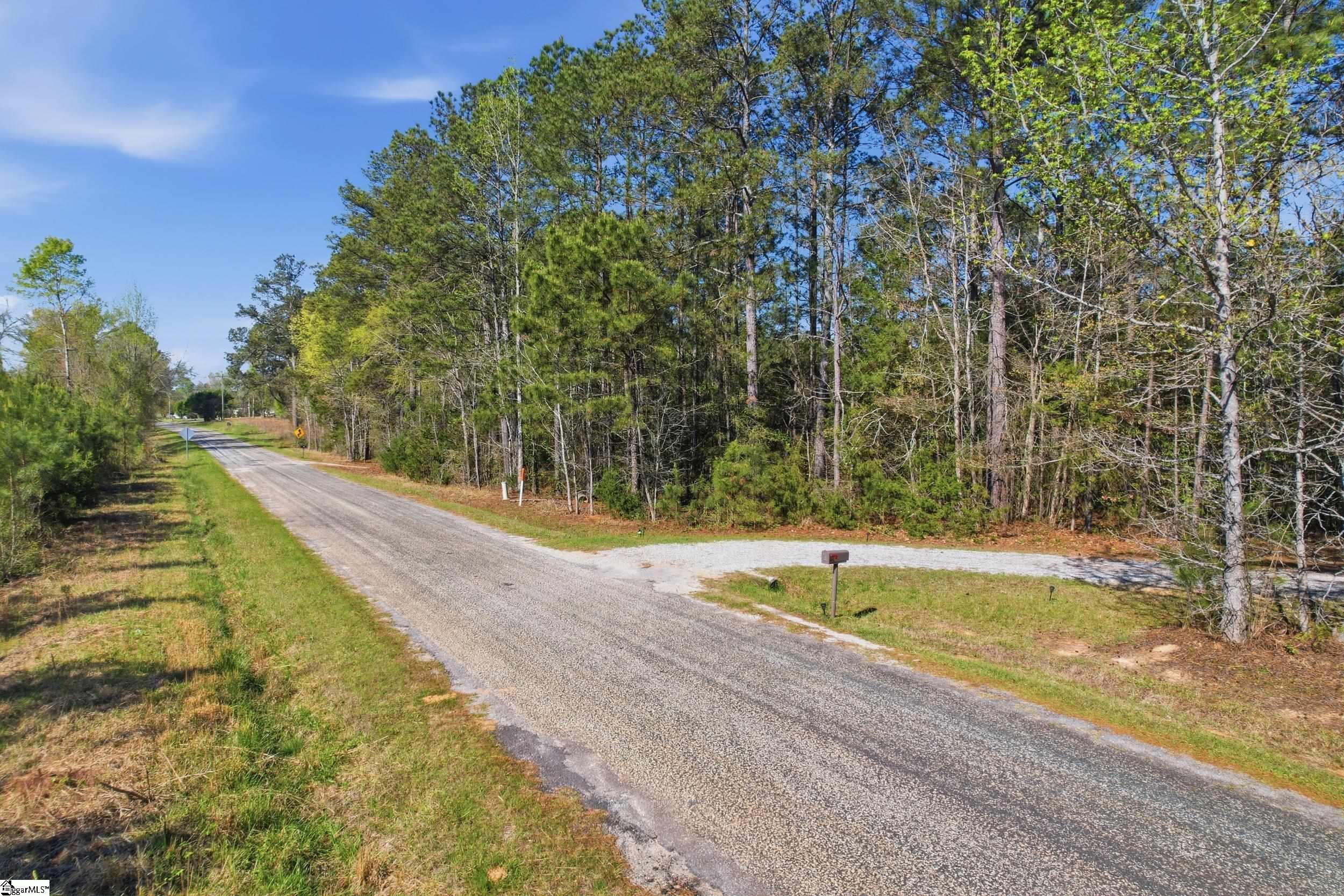 88 Deer Valley Road Laurens, SC 29360 - Photo 30 of 40