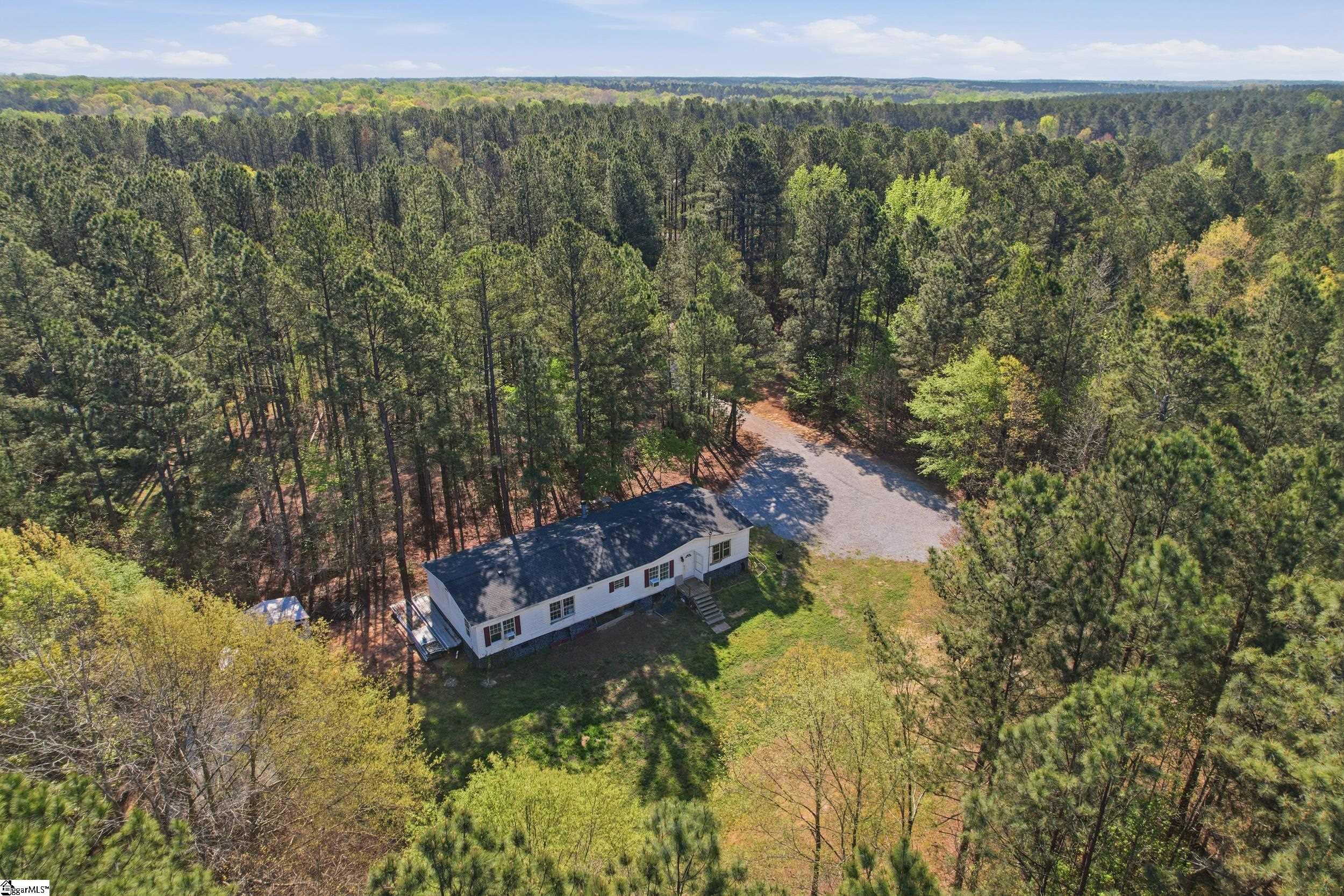 88 Deer Valley Road Laurens, SC 29360 - Photo 31 of 40