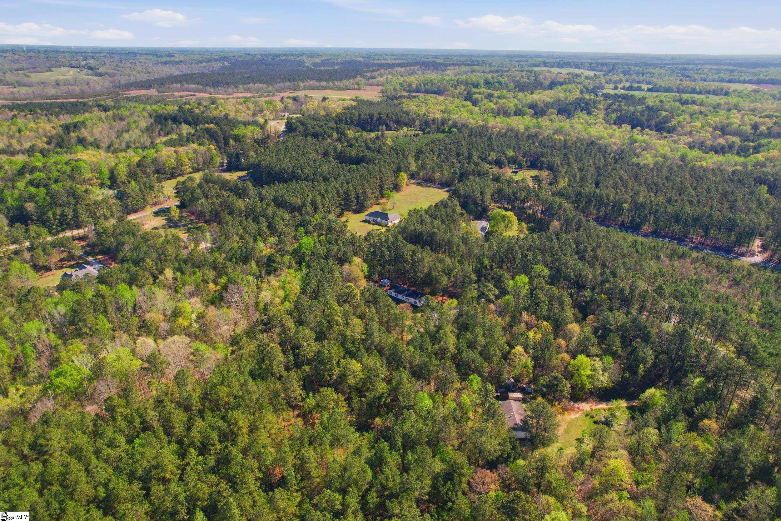88 Deer Valley Road Laurens, SC 29360 - Photo 36 of 40