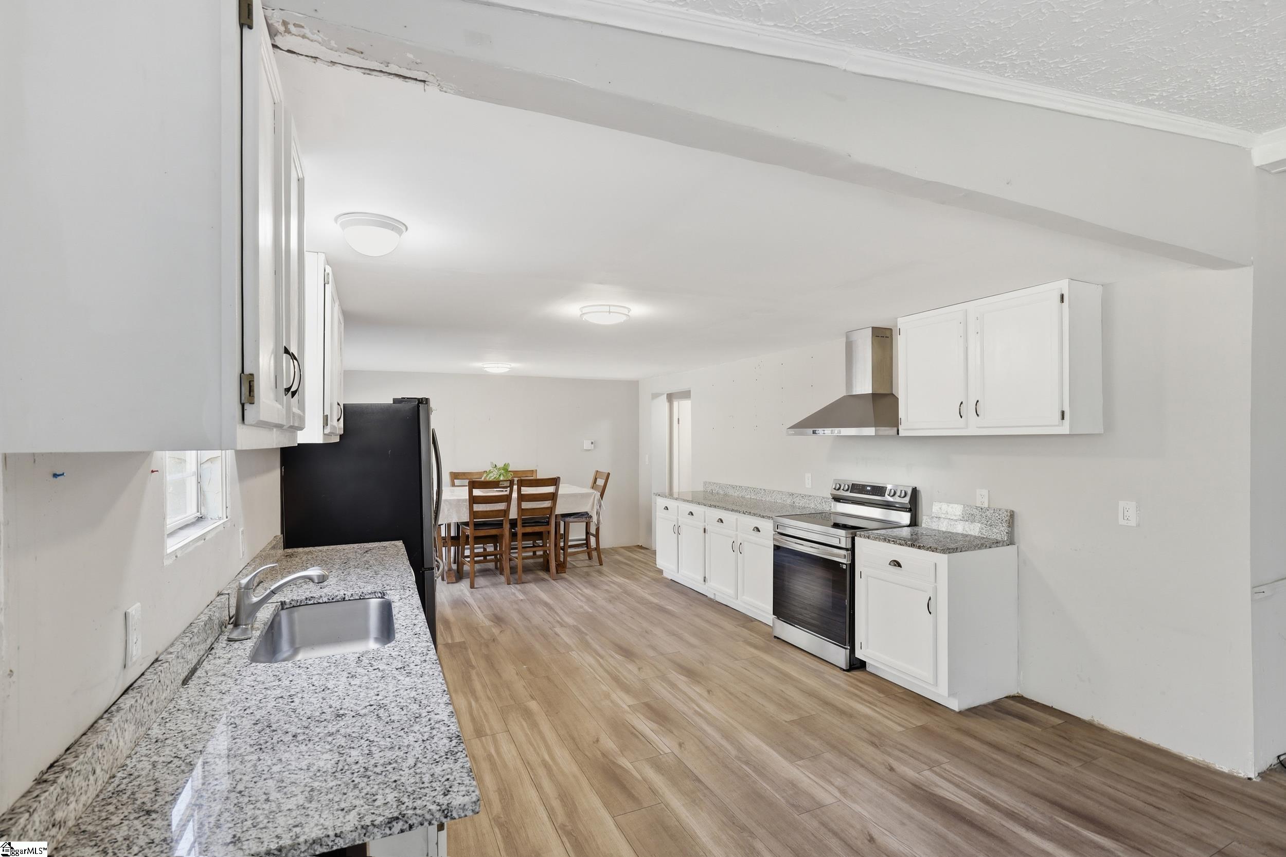 88 Deer Valley Road Laurens, SC 29360 - Photo 8 of 40