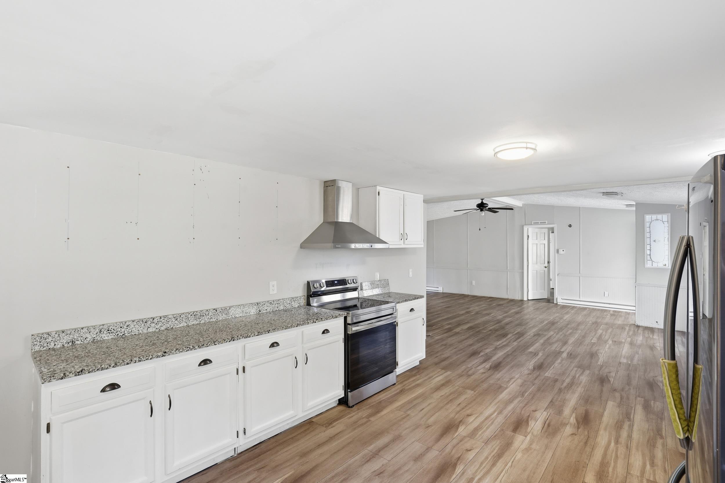 88 Deer Valley Road Laurens, SC 29360 - Photo 9 of 40