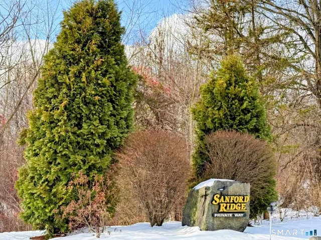 $475,000 | 20 Sanford Ridge, Unit 20, East Granby, CT 06026