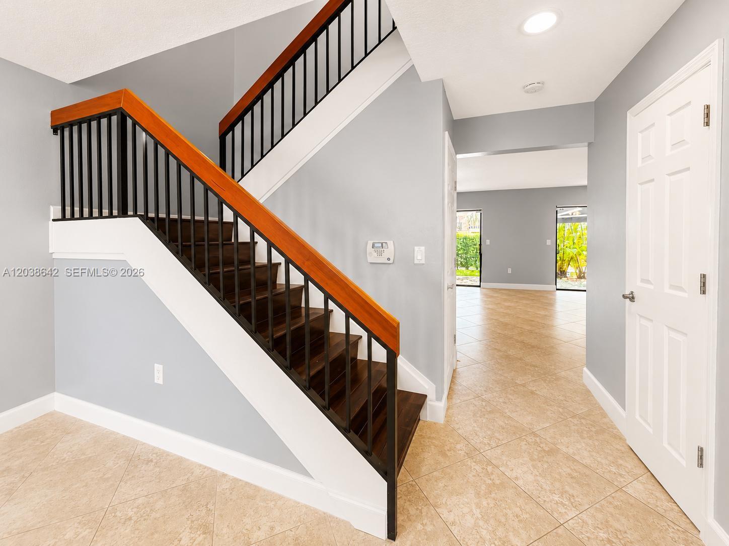 5476 Gate Lake Road, Unit 5476 Tamarac, FL 33319 - Photo 8 of 32