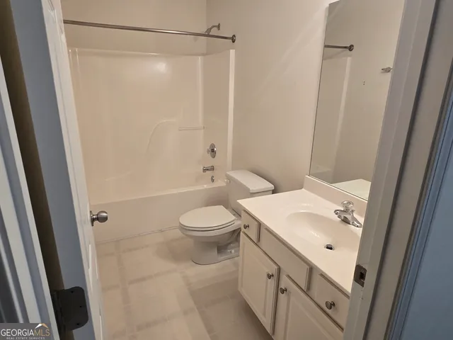 $2,800 | 3490 Southpointe Hill Drive Northeast, Buford, GA 30519