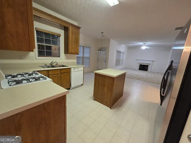 $2,800 | 3490 Southpointe Hill Drive Northeast, Buford, GA 30519