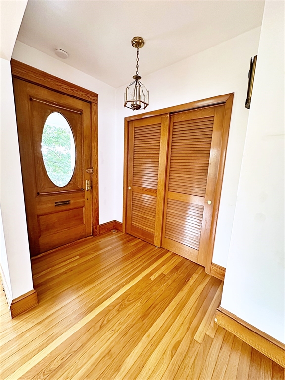 11 Puritan Road Somerville, MA 02145 - Photo 6 of 33
