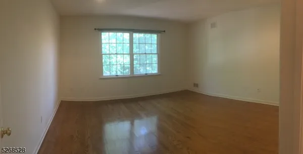 $4,100 | 89 Central Avenue, Unit B, Madison, NJ 07940
