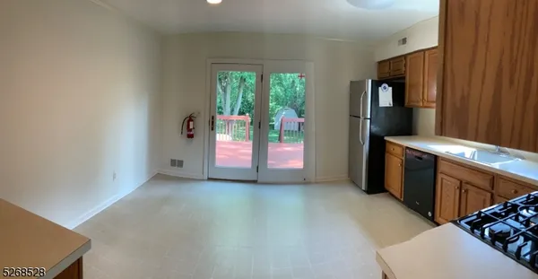 $4,100 | 89 Central Avenue, Unit B, Madison, NJ 07940