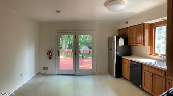 $4,100 | 89 Central Avenue, Unit B, Madison, NJ 07940