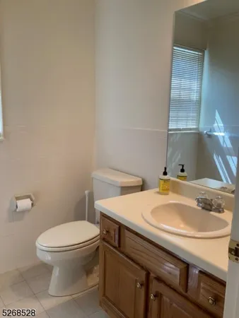 $4,100 | 89 Central Avenue, Unit B, Madison, NJ 07940