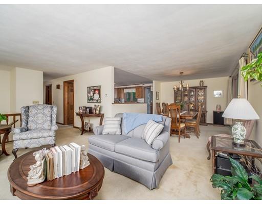 71 Carter Road Worcester, MA 01609 - Photo 7 of 34 Gallery Image 7