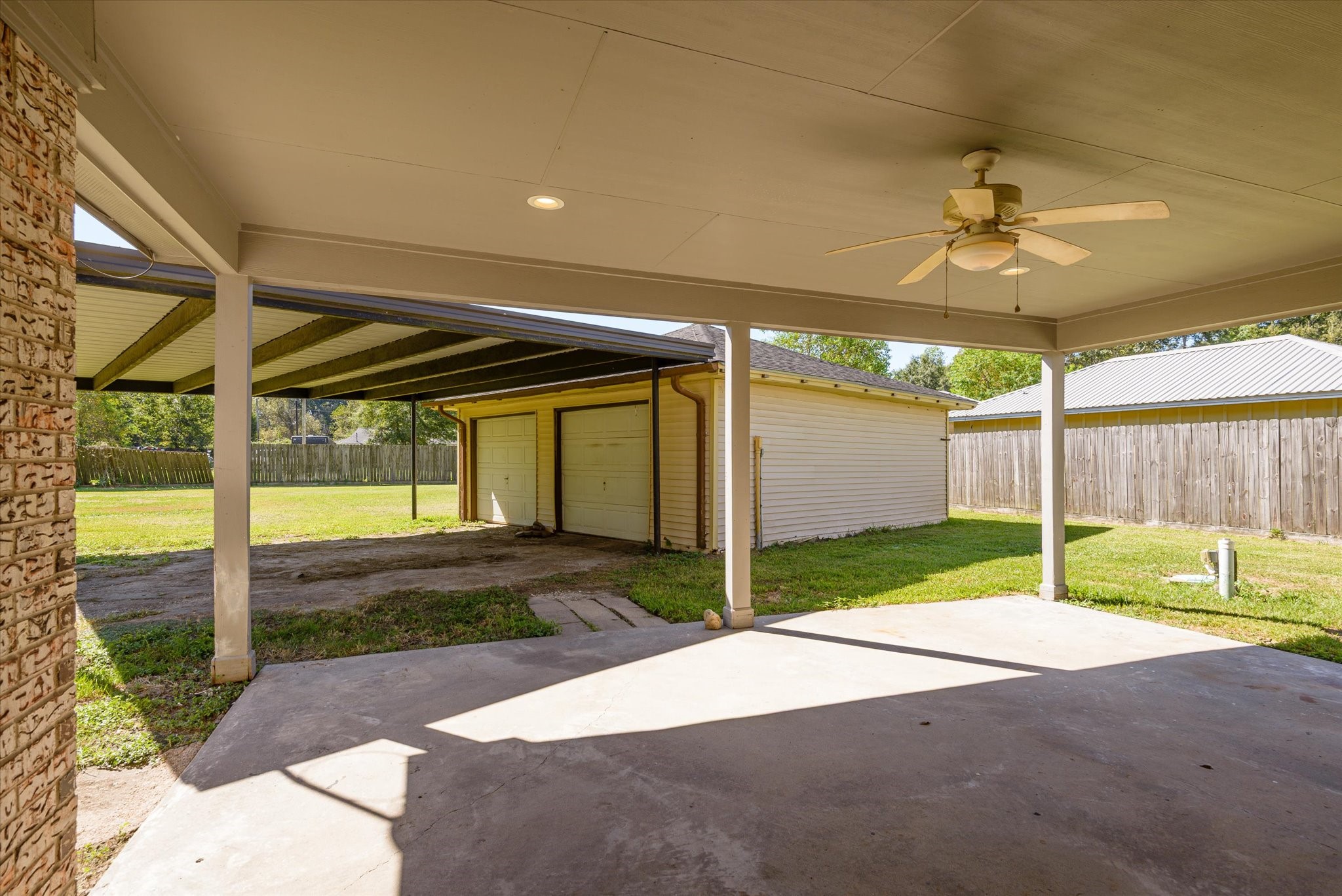 906 Havard Road Houston, TX 77336 - Photo 36 of 40 Gallery Image 36