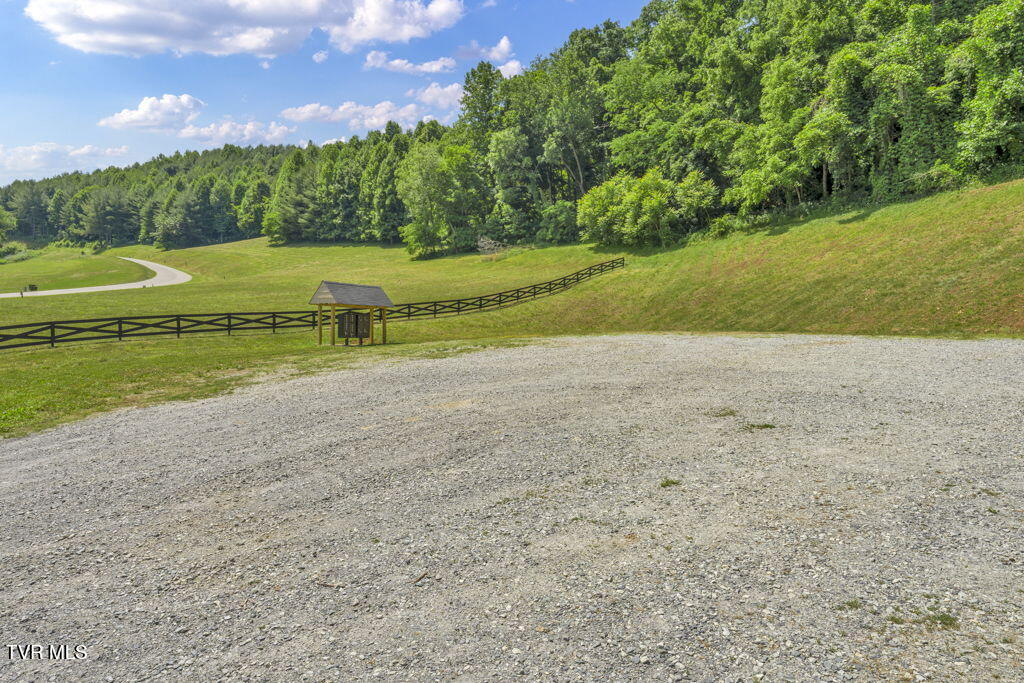 Lot 30 Eagle Rdg Parkway, Unit 30 Butler, TN 37640 - Photo 18 of 28 22-web-or-mls-A7507038