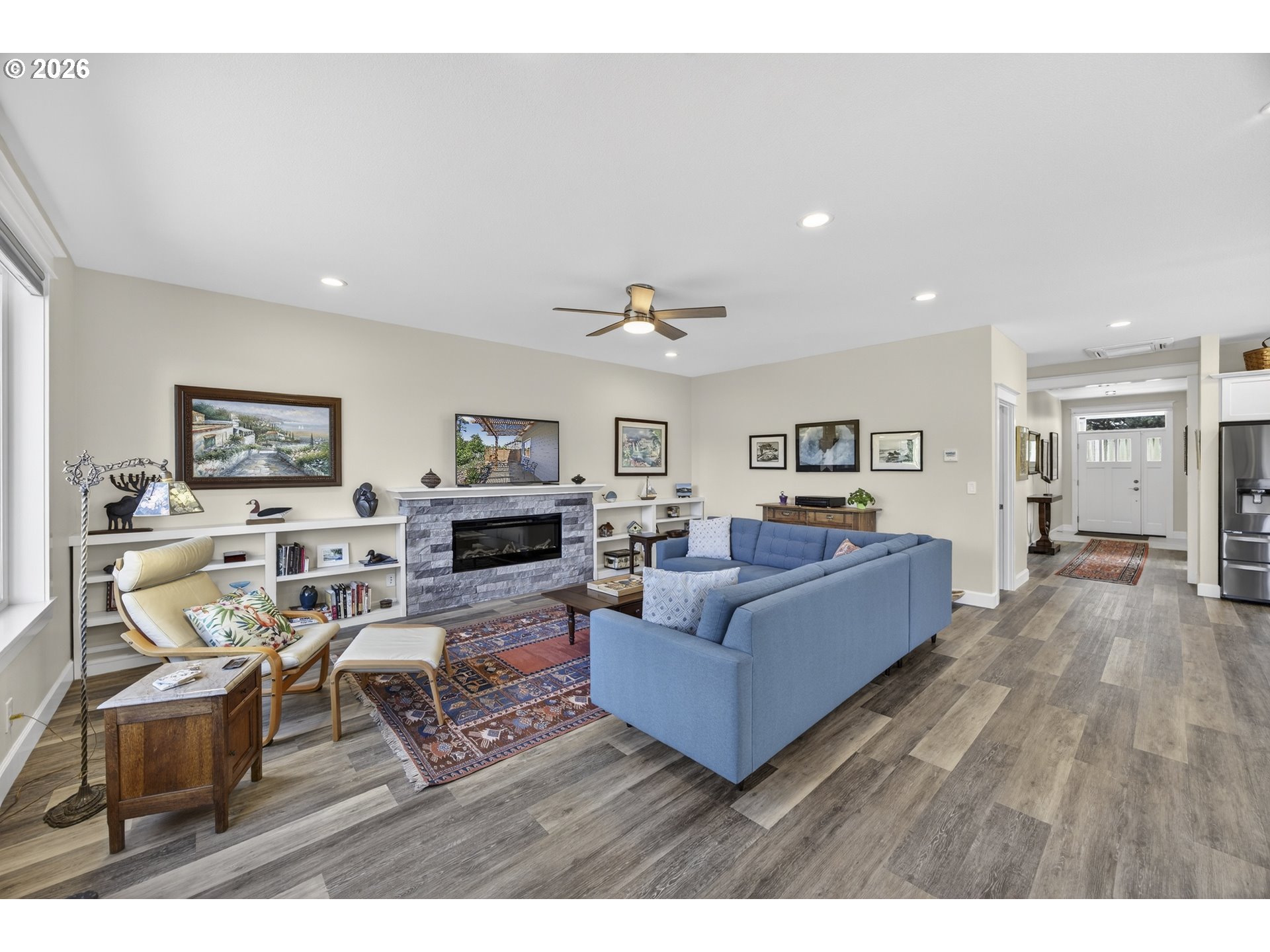 88084 Lake Point Drive Florence, OR 97439 - Photo 13 of 22 a living room with furniture and wooden floor