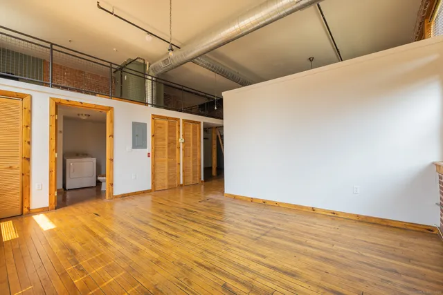 $1,650 | 325 Myrtle Avenue, Unit 1101, Bridgeport, CT 06604