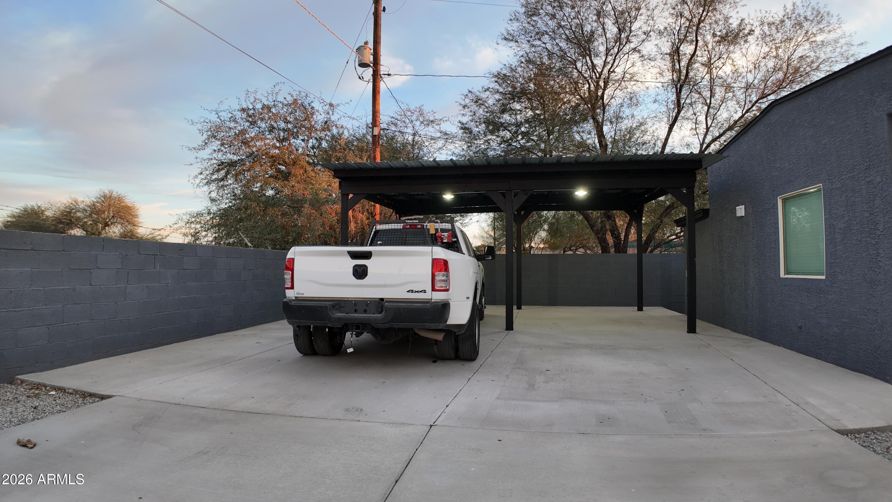 1109 West Broadway Road, Unit B Phoenix, AZ 85041 - Photo 16 of 16 carport