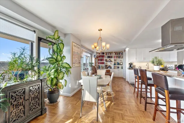 $988,000 | 3671 Hudson Manor Terrace, Unit 14LM | Riverdale