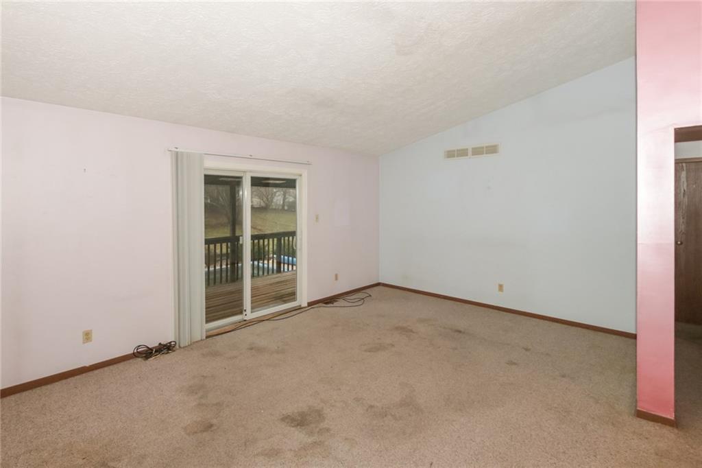 1165 Pilgrim Road Greenwood, IN 46142 - Photo 3 of 17 Gallery Image 3