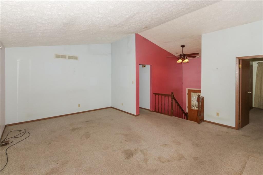 1165 Pilgrim Road Greenwood, IN 46142 - Photo 4 of 17 Gallery Image 4