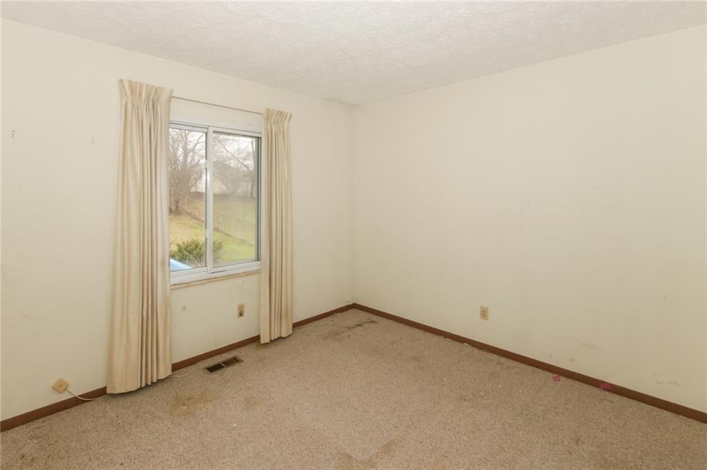 1165 Pilgrim Road Greenwood, IN 46142 - Photo 7 of 17 Gallery Image 7