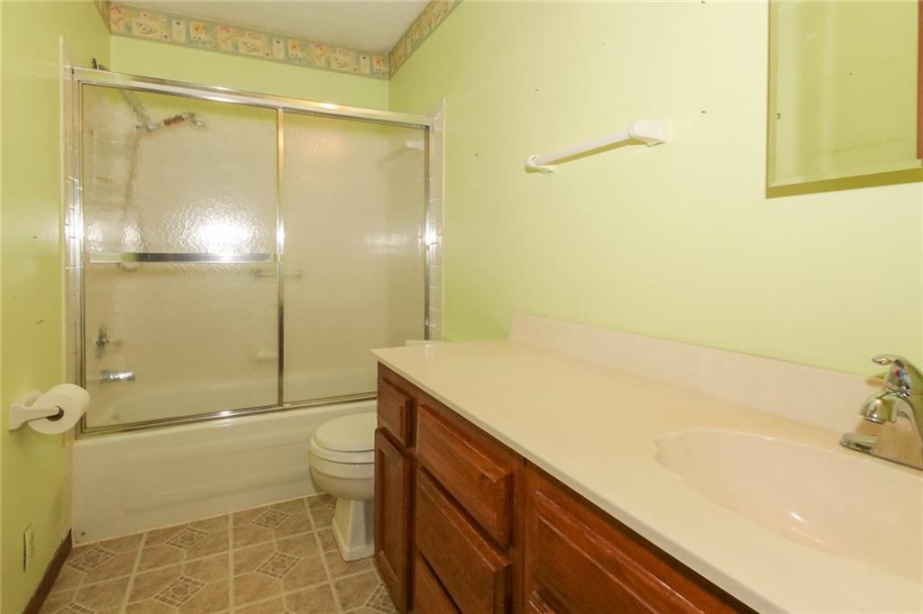 1165 Pilgrim Road Greenwood, IN 46142 - Photo 9 of 17 Gallery Image 9