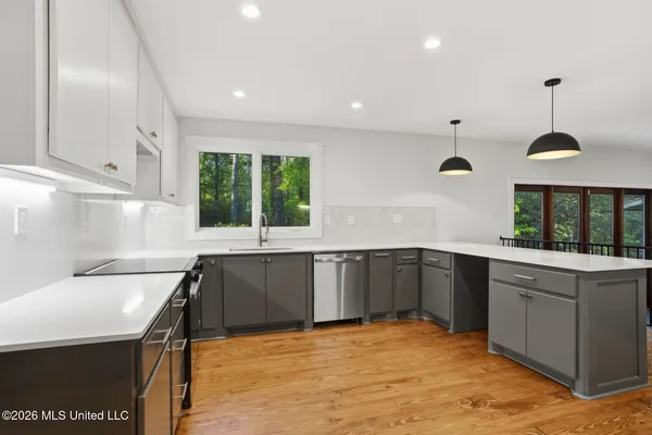 $339,000 | 1917 East Northside Drive, Jackson, MS 39211