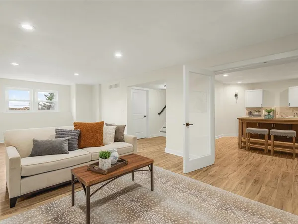 $639,999 | 9281 Auburn Road, Winnebago, IL 61088