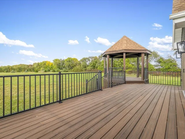 $650,000 | 9281 Auburn Road, Winnebago, IL 61088