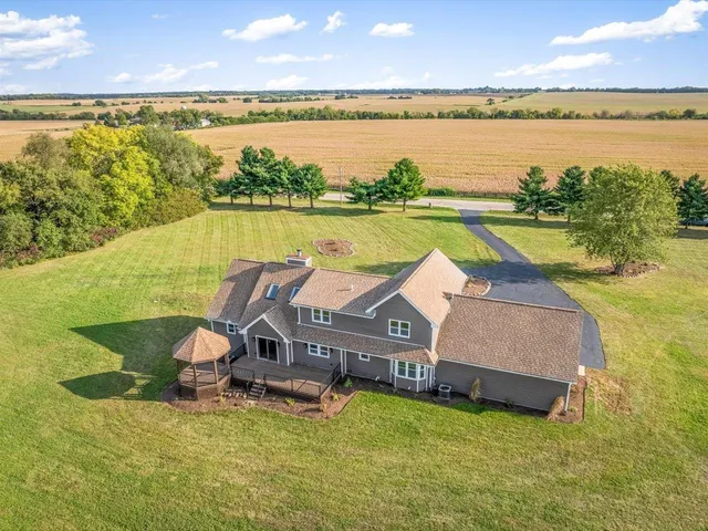 $650,000 | 9281 Auburn Road, Winnebago, IL 61088